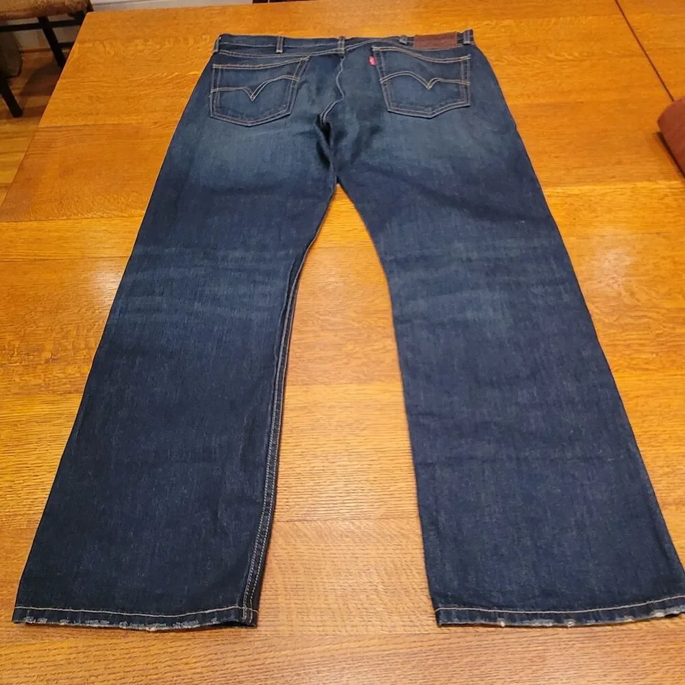 Levis rare brooks